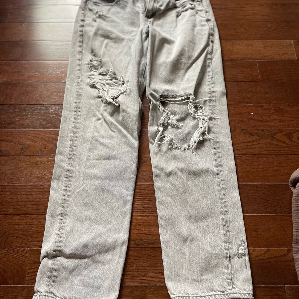 American Eagle Outfitters Light Gray Denim - Picture 4 of 6